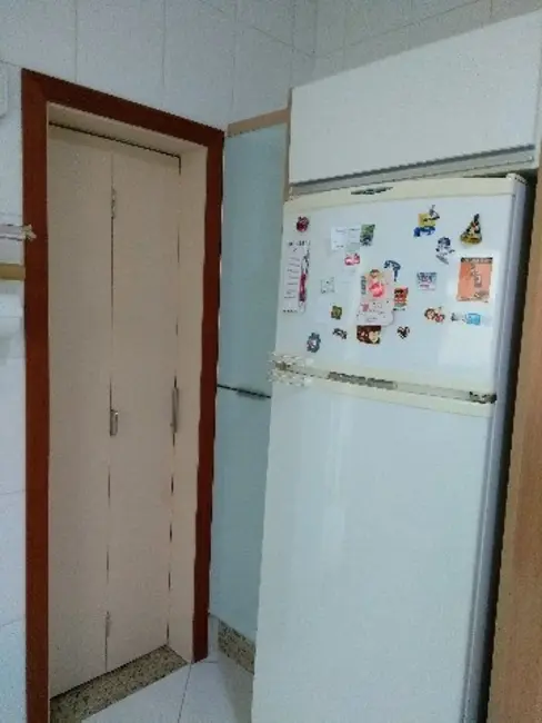 Casa de Condomínio com 3 quartos à venda, 223m2 em Chácaras Reunidas São Jorge, Sorocaba - SP - imagem 8 Foto 8 de Casa de Condomínio com 3 quartos à venda, 223m2 em Chácaras Reunidas São Jorge, Sorocaba - SP