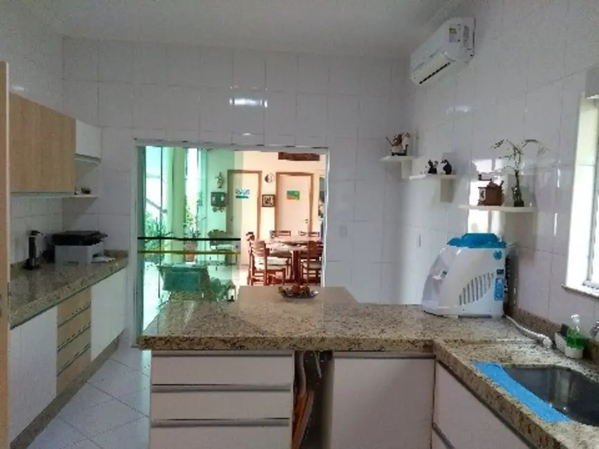 Casa de Condomínio com 3 quartos à venda, 223m2 em Chácaras Reunidas São Jorge, Sorocaba - SP - imagem 5 Foto 5 de Casa de Condomínio com 3 quartos à venda, 223m2 em Chácaras Reunidas São Jorge, Sorocaba - SP