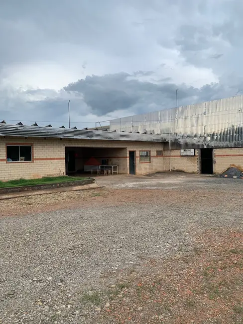Foto 7 de Armazém / Galpão para alugar, 1700m2 em Tatui - SP
