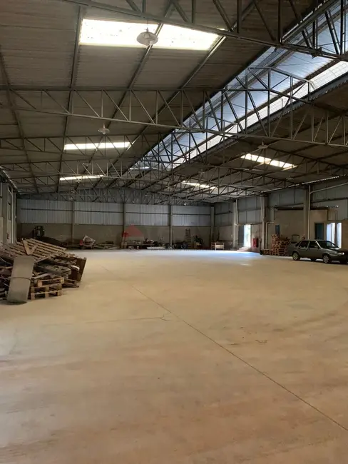 Foto 1 de Armazém / Galpão para alugar, 1700m2 em Tatui - SP