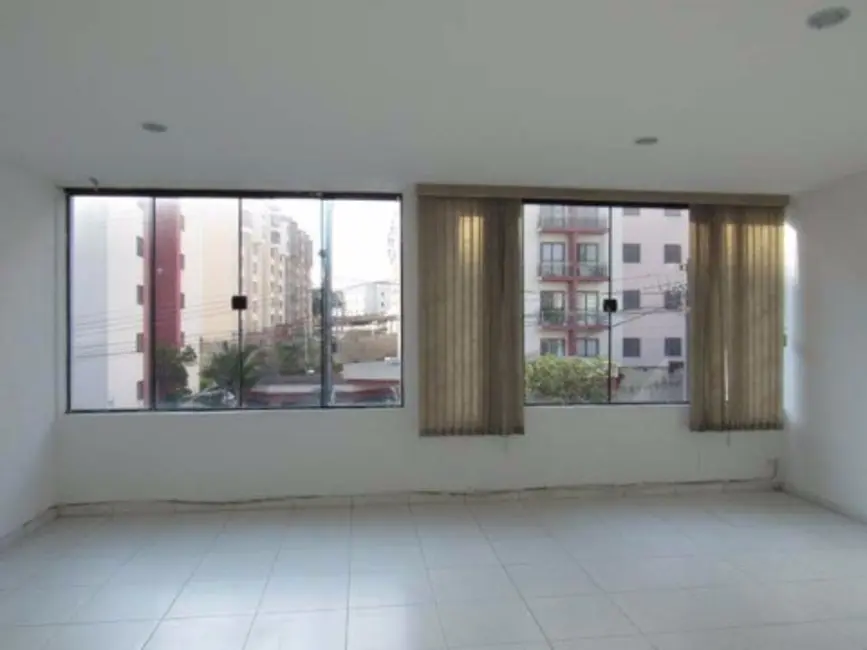 Foto 2 de Armazém / Galpão à venda, 377m2 em Jardim Nova Manchester, Sorocaba - SP