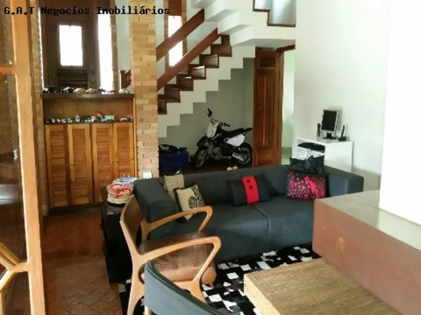 Foto 7 de Casa de Condomínio com 3 quartos à venda, 426m2 em Aracoiaba Da Serra - SP