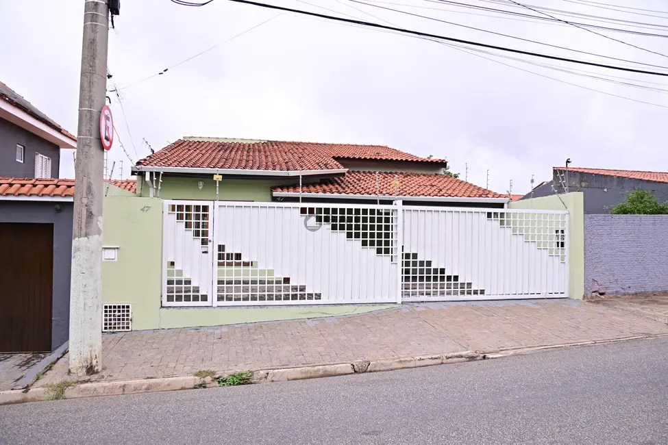 Foto 2 de Casa com 3 quartos à venda, 250m2 em Jardim Saira, Sorocaba - SP