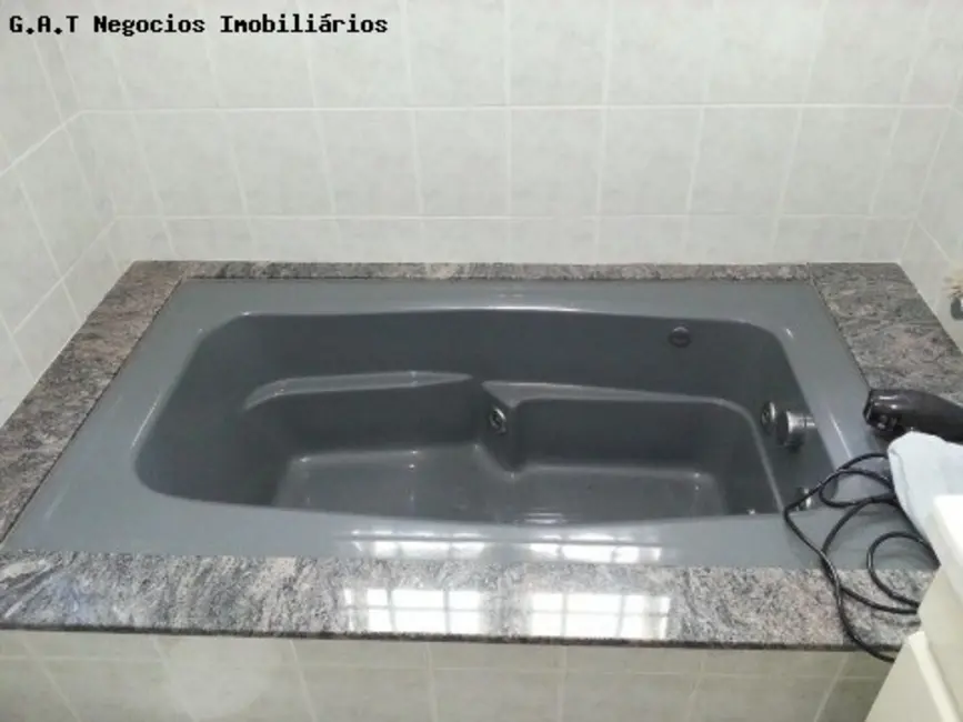 Foto 8 de Casa com 3 quartos à venda, 250m2 em Jardim Saira, Sorocaba - SP