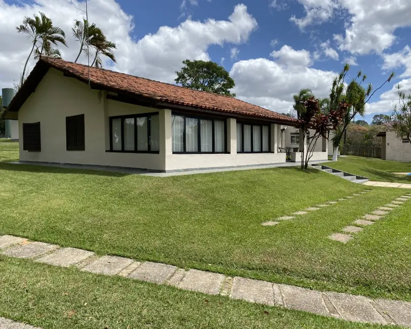 Foto 1 de Sítio / Rancho com 9 quartos à venda, 24540m2 em Aracoiaba Da Serra - SP