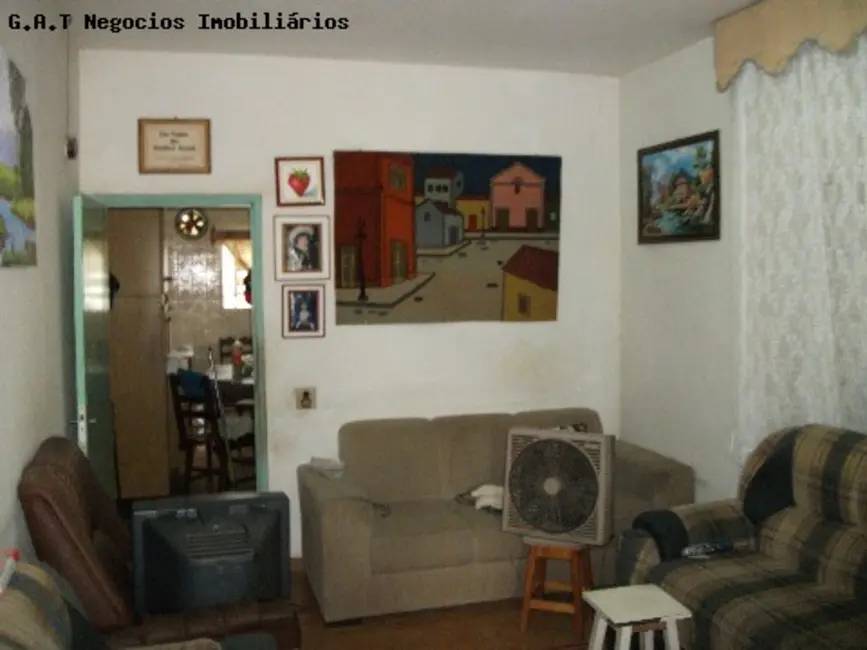 Chácara com 2 quartos à venda, 175m2 em Jardim Rodrigo, Sorocaba - SP - imagem 2 Foto 2 de Chácara com 2 quartos à venda, 175m2 em Jardim Rodrigo, Sorocaba - SP