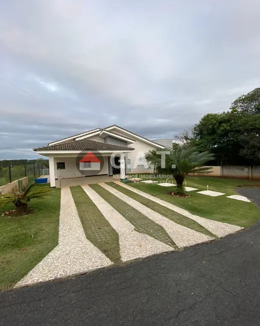 Foto 3 de Casa de Condomínio com 3 quartos à venda, 485m2 em Aracoiaba Da Serra - SP