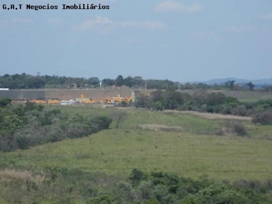 Foto 1 de Terreno / Lote à venda em Éden, Sorocaba - SP