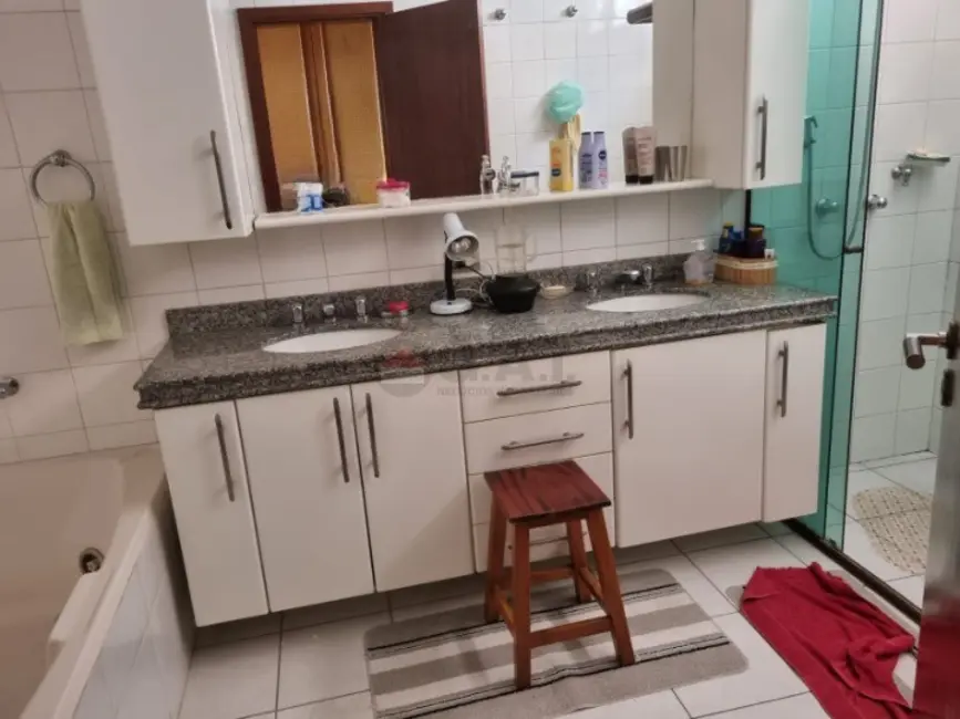 Apartamento com 3 quartos à venda, 250m2 em Centro, Sorocaba - SP - imagem 8 Foto 8 de Apartamento com 3 quartos à venda, 250m2 em Centro, Sorocaba - SP