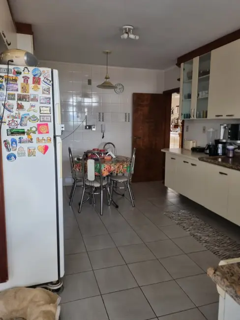 Apartamento com 3 quartos à venda, 250m2 em Centro, Sorocaba - SP - imagem 4 Foto 4 de Apartamento com 3 quartos à venda, 250m2 em Centro, Sorocaba - SP