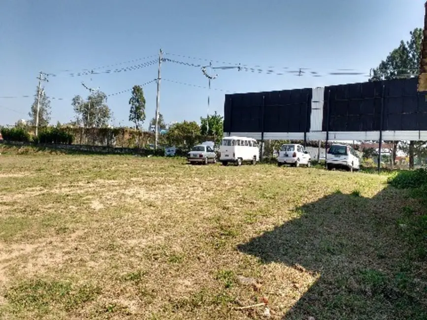 Armazém / Galpão para alugar, 3000m2 em Centro, Sorocaba - SP - imagem 2 Foto 2 de Armazém / Galpão para alugar, 3000m2 em Centro, Sorocaba - SP