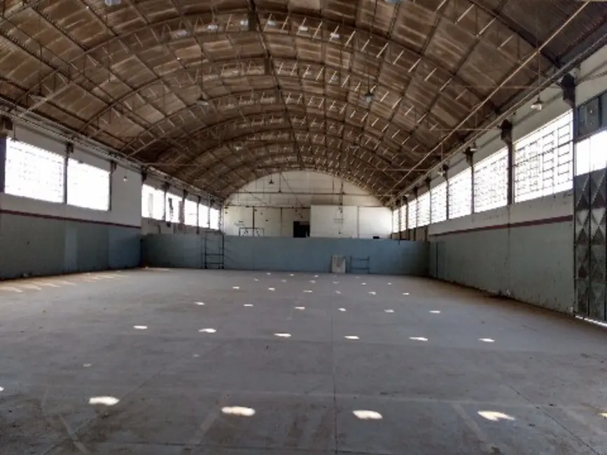 Armazém / Galpão para alugar, 3000m2 em Centro, Sorocaba - SP - imagem 4 Foto 4 de Armazém / Galpão para alugar, 3000m2 em Centro, Sorocaba - SP