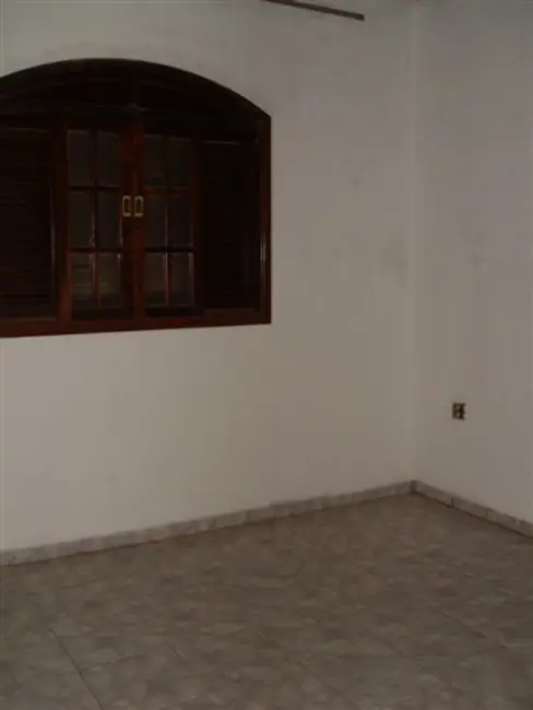Casa com 4 quartos à venda, 174m2 em Centro, Sorocaba - SP - imagem 4 Foto 4 de Casa com 4 quartos à venda, 174m2 em Centro, Sorocaba - SP