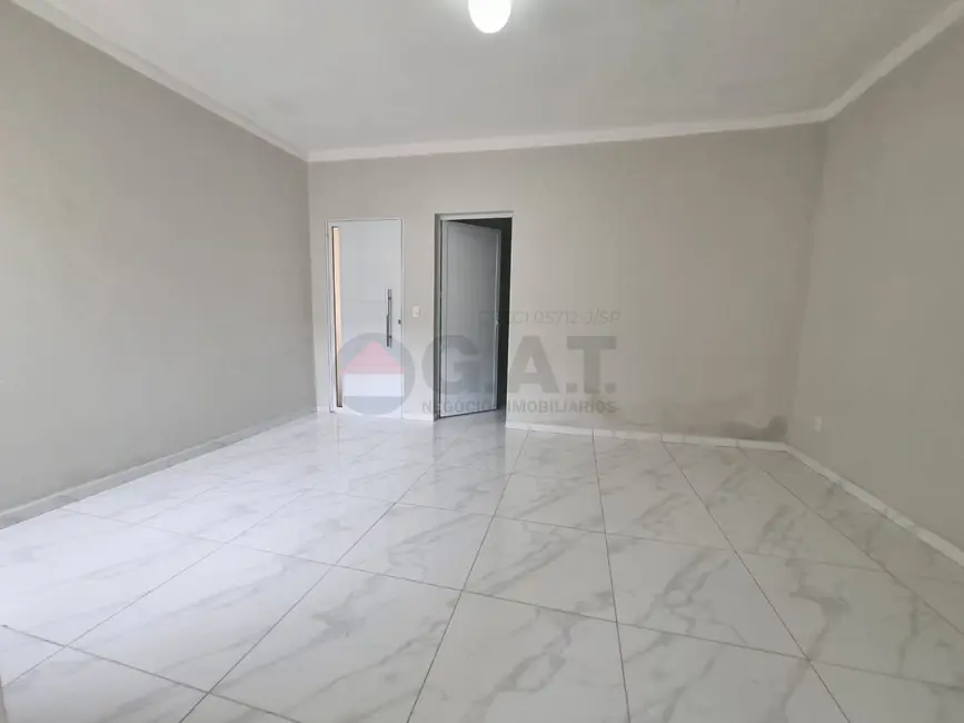 Foto 2 de Casa com 2 quartos para alugar, 98m2 em Vila Hortência, Sorocaba - SP