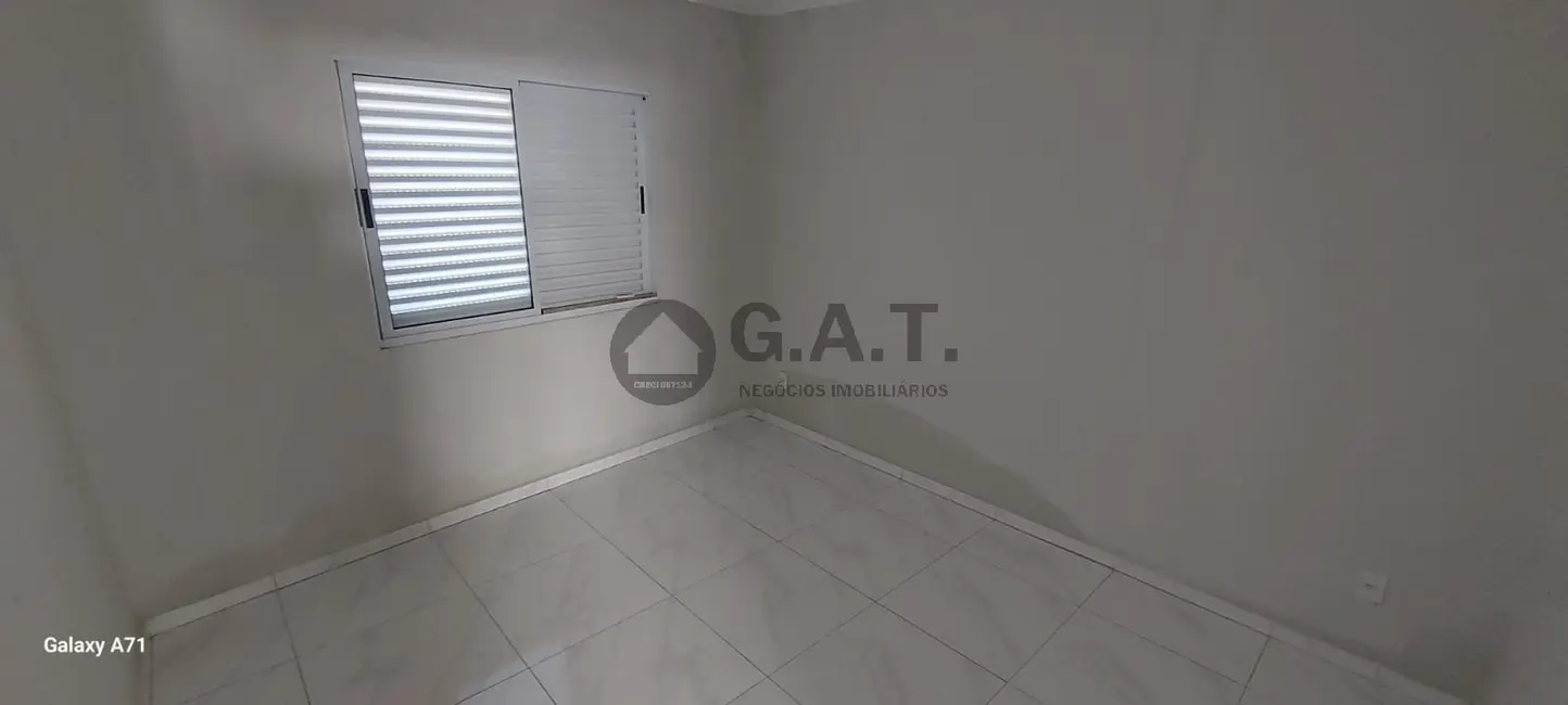 Foto 8 de Casa com 2 quartos para alugar, 98m2 em Vila Hortência, Sorocaba - SP