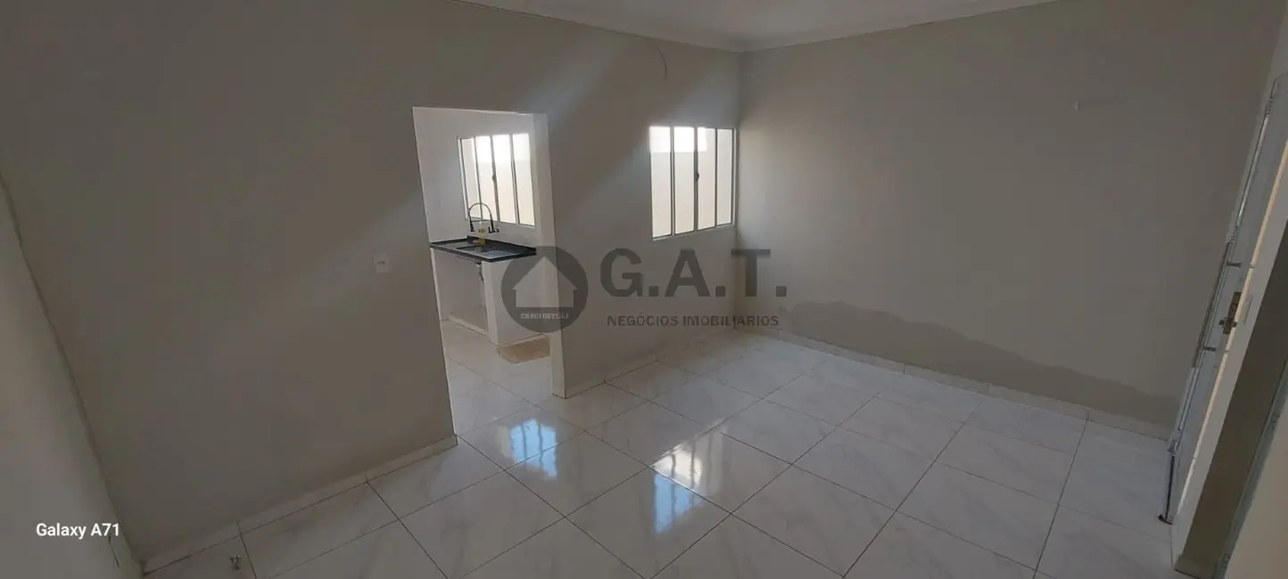 Foto 9 de Casa com 2 quartos para alugar, 98m2 em Vila Hortência, Sorocaba - SP