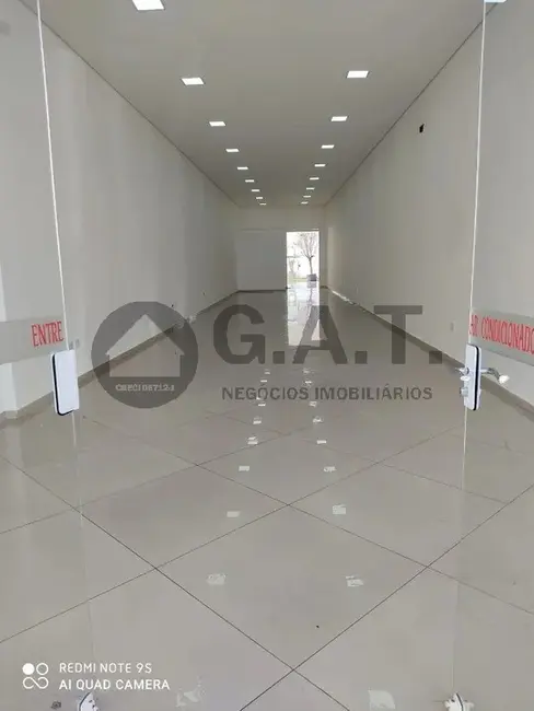 Sala Comercial à venda, 200m2 em Centro, Sorocaba - SP - imagem 2 Foto 2 de Sala Comercial à venda, 200m2 em Centro, Sorocaba - SP