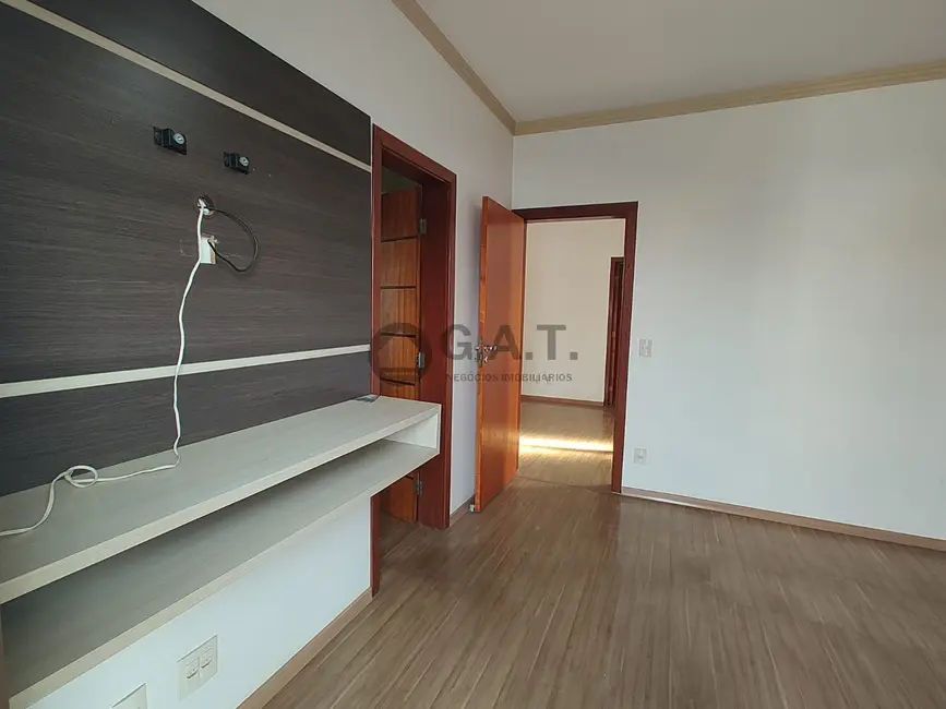 Casa de Condomínio com 3 quartos à venda, 250m2 em Iporanga, Sorocaba - SP - imagem 7 Foto 7 de Casa de Condomínio com 3 quartos à venda, 250m2 em Iporanga, Sorocaba - SP