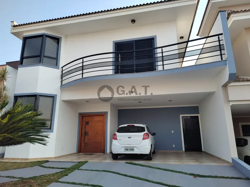 Casa de Condomínio com 3 quartos à venda, 250m2 em Iporanga, Sorocaba - SP - imagem 3 Foto 3 de Casa de Condomínio com 3 quartos à venda, 250m2 em Iporanga, Sorocaba - SP