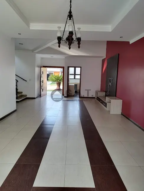 Casa de Condomínio com 3 quartos à venda, 250m2 em Iporanga, Sorocaba - SP - imagem 8 Foto 8 de Casa de Condomínio com 3 quartos à venda, 250m2 em Iporanga, Sorocaba - SP
