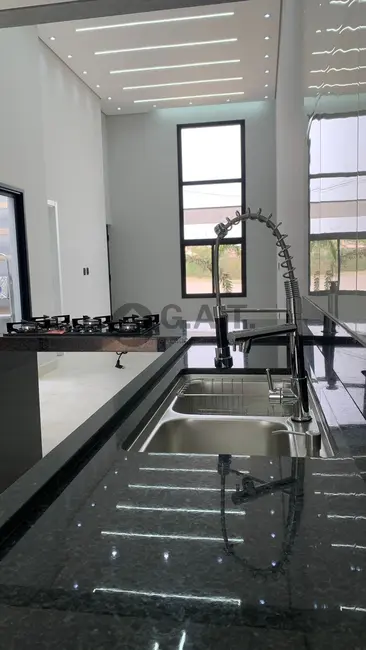 Foto 8 de Casa de Condomínio com 3 quartos à venda, 120m2 em Horto Florestal, Sorocaba - SP