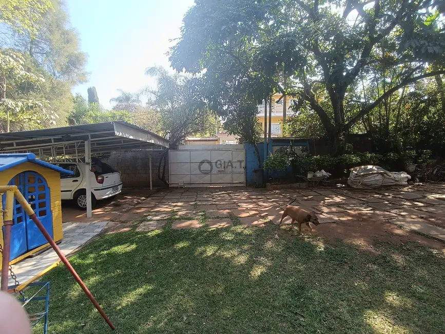 Chácara com 6 quartos para alugar, 700m2 em Jardim dos Estados, Sorocaba - SP - imagem 4 Foto 4 de Chácara com 6 quartos para alugar, 700m2 em Jardim dos Estados, Sorocaba - SP
