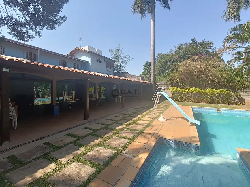 Chácara com 6 quartos para alugar, 700m2 em Jardim dos Estados, Sorocaba - SP - imagem 8 Foto 8 de Chácara com 6 quartos para alugar, 700m2 em Jardim dos Estados, Sorocaba - SP