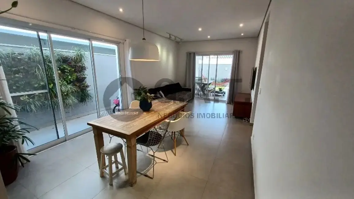 Foto 2 de Casa de Condomínio com 3 quartos à venda, 140m2 em Cajuru do Sul, Sorocaba - SP