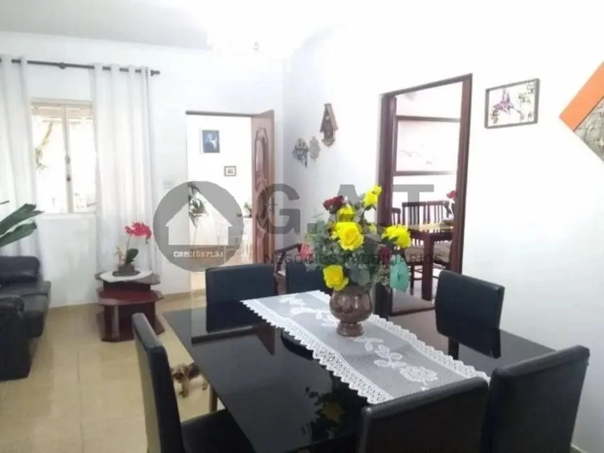 Casa com 4 quartos à venda, 247m2 em Vila Jardini, Sorocaba - SP - imagem 7 Foto 7 de Casa com 4 quartos à venda, 247m2 em Vila Jardini, Sorocaba - SP