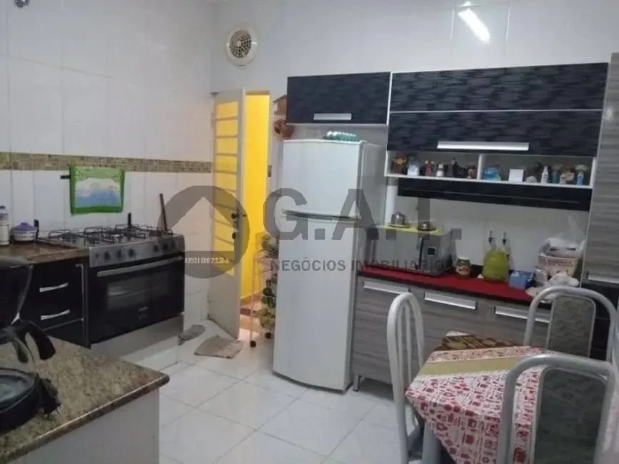 Casa com 4 quartos à venda, 247m2 em Vila Jardini, Sorocaba - SP - imagem 4 Foto 4 de Casa com 4 quartos à venda, 247m2 em Vila Jardini, Sorocaba - SP