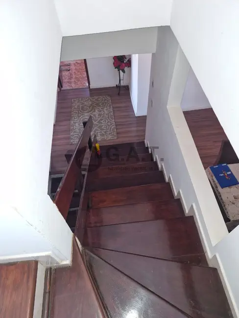 Casa com 3 quartos à venda, 250m2 em Jardim Gonçalves, Sorocaba - SP - imagem 9 Foto 9 de Casa com 3 quartos à venda, 250m2 em Jardim Gonçalves, Sorocaba - SP