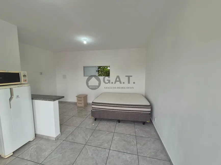 Foto 6 de Kitnet com 1 quarto para alugar, 25m2 em Jardim Sorocabano, Sorocaba - SP
