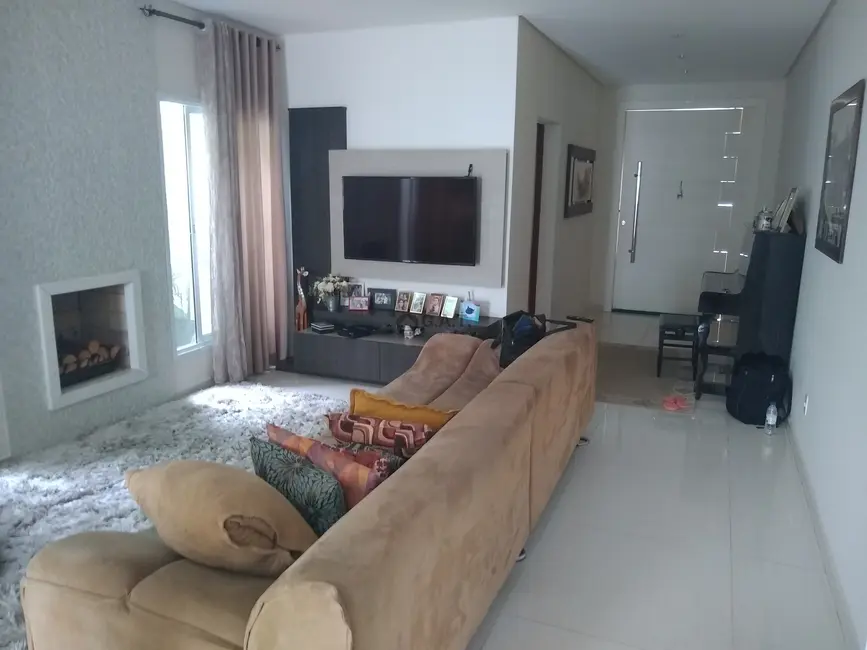 Casa de Condomínio com 4 quartos à venda, 360m2 em Parque Campolim, Sorocaba - SP - imagem 2 Foto 2 de Casa de Condomínio com 4 quartos à venda, 360m2 em Parque Campolim, Sorocaba - SP