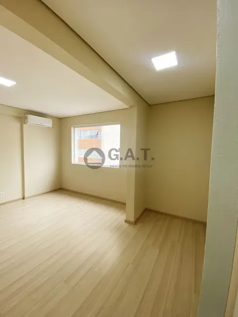 Foto 3 de Sala Comercial para alugar, 100m2 em Centro, Sorocaba - SP