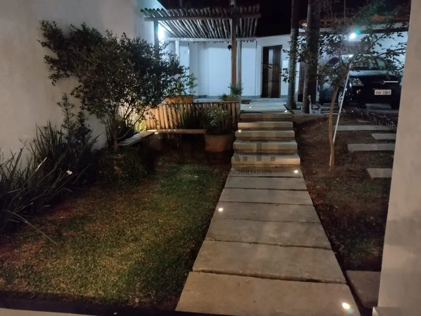 Casa com 4 quartos à venda, 150m2 em Wanel Ville, Sorocaba - SP - imagem 8 Foto 8 de Casa com 4 quartos à venda, 150m2 em Wanel Ville, Sorocaba - SP