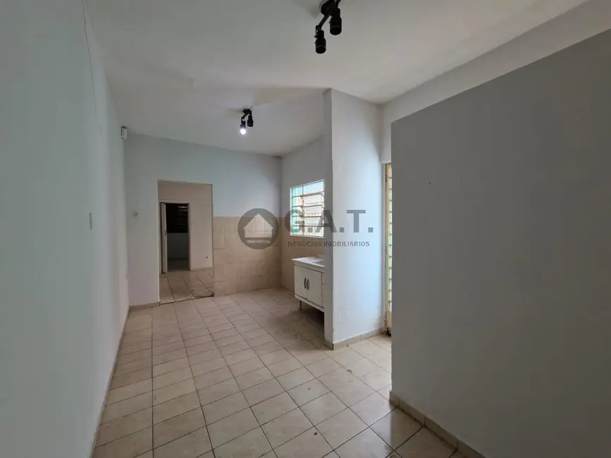 Casa com 2 quartos à venda, 53m2 em Centro, Sorocaba - SP - imagem 8 Foto 8 de Casa com 2 quartos à venda, 53m2 em Centro, Sorocaba - SP