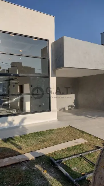 Casa de Condomínio com 3 quartos à venda, 127m2 em Cajuru do Sul, Sorocaba - SP - imagem 3 Foto 3 de Casa de Condomínio com 3 quartos à venda, 127m2 em Cajuru do Sul, Sorocaba - SP