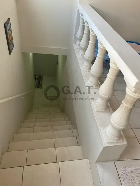 Casa com 3 quartos à venda, 225m2 em Conjunto Habitacional Júlio de Mesquita Filho, Sorocaba - SP - imagem 5 Foto 5 de Casa com 3 quartos à venda, 225m2 em Conjunto Habitacional Júlio de Mesquita Filho, Sorocaba - SP