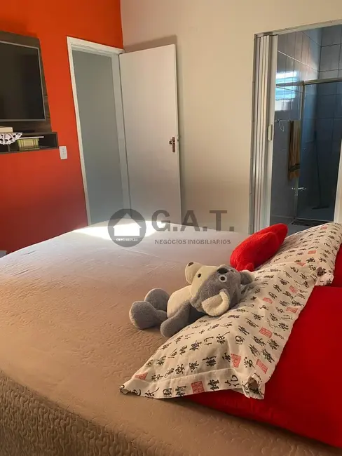 Casa com 3 quartos à venda, 225m2 em Conjunto Habitacional Júlio de Mesquita Filho, Sorocaba - SP - imagem 9 Foto 9 de Casa com 3 quartos à venda, 225m2 em Conjunto Habitacional Júlio de Mesquita Filho, Sorocaba - SP