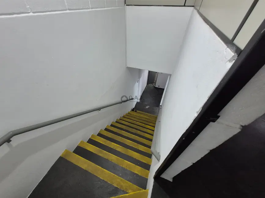 Armazém / Galpão para alugar, 300m2 em Jardim Leocádia, Sorocaba - SP - imagem 6 Foto 6 de Armazém / Galpão para alugar, 300m2 em Jardim Leocádia, Sorocaba - SP