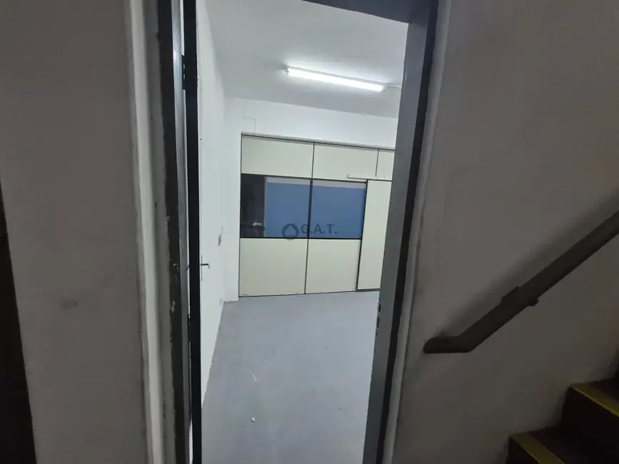 Armazém / Galpão para alugar, 300m2 em Jardim Leocádia, Sorocaba - SP - imagem 9 Foto 9 de Armazém / Galpão para alugar, 300m2 em Jardim Leocádia, Sorocaba - SP