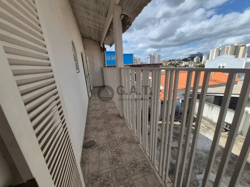 Casa com 2 quartos à venda, 220m2 em Vila Jardini, Sorocaba - SP - imagem 2 Foto 2 de Casa com 2 quartos à venda, 220m2 em Vila Jardini, Sorocaba - SP