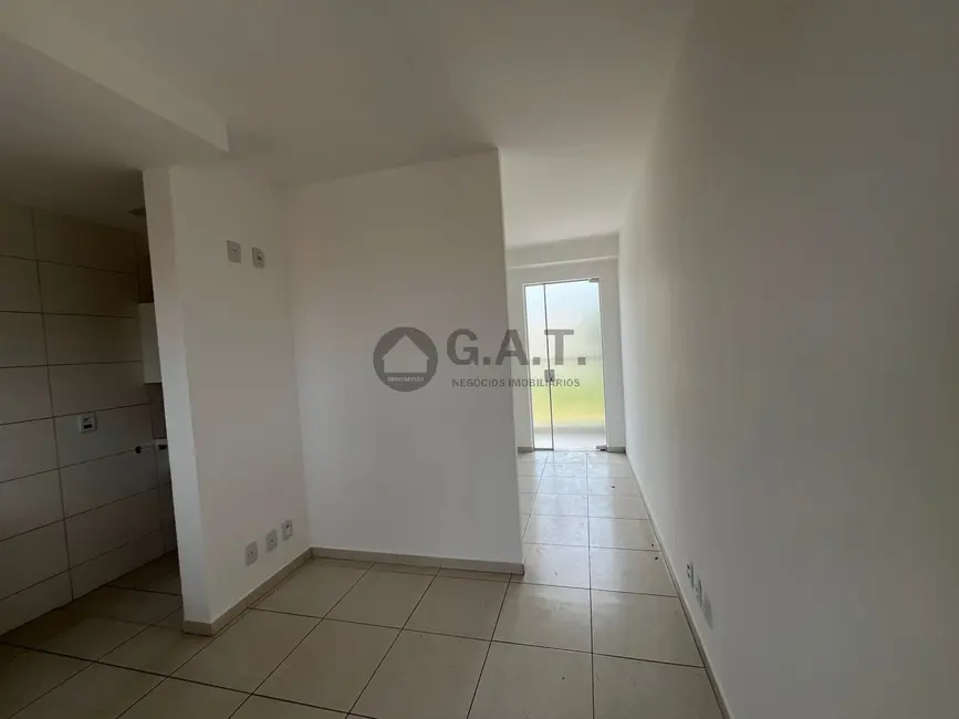 Foto 8 de Kitnet com 1 quarto para alugar, 35m2 em Parque Santa Márcia, Votorantim - SP