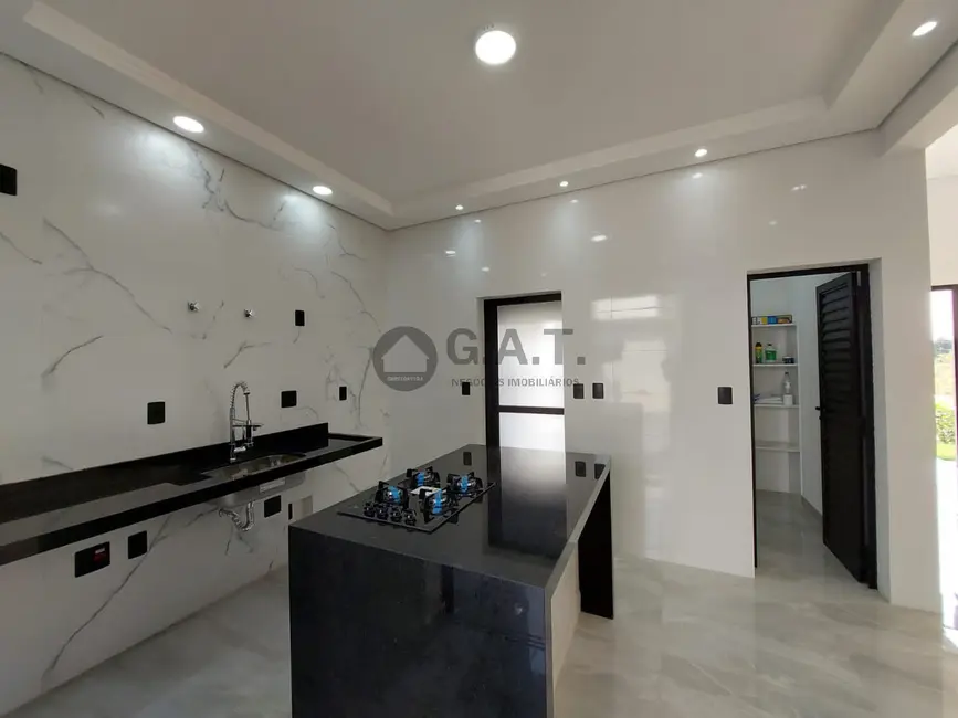 Casa de Condomínio com 3 quartos à venda, 140m2 em Jardim Villagio Milano, Sorocaba - SP - imagem 5 Foto 5 de Casa de Condomínio com 3 quartos à venda, 140m2 em Jardim Villagio Milano, Sorocaba - SP
