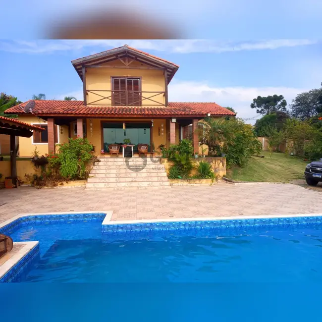 Foto 1 de Chácara com 4 quartos à venda, 150m2 em Salto De Pirapora - SP