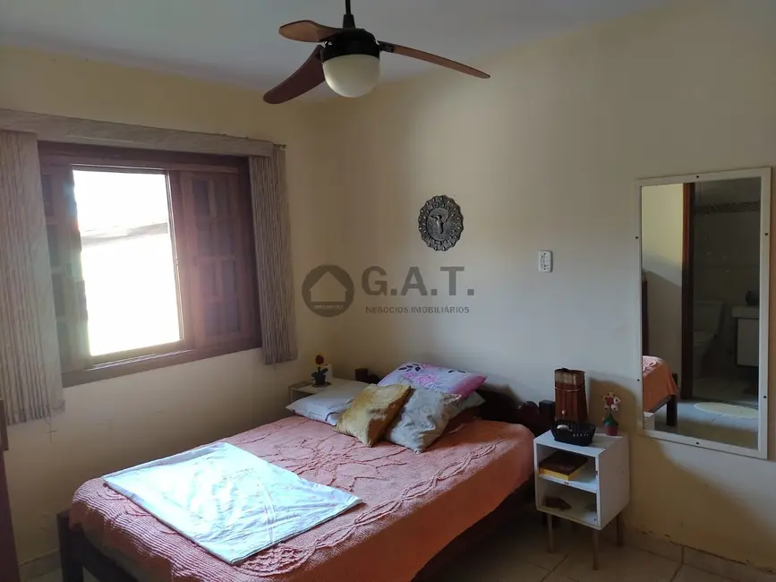 Foto 6 de Chácara com 4 quartos à venda, 150m2 em Salto De Pirapora - SP