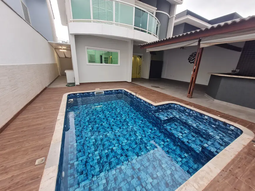 Casa de Condomínio com 3 quartos à venda, 290m2 em Chácaras Reunidas São Jorge, Sorocaba - SP - imagem 6 Foto 6 de Casa de Condomínio com 3 quartos à venda, 290m2 em Chácaras Reunidas São Jorge, Sorocaba - SP
