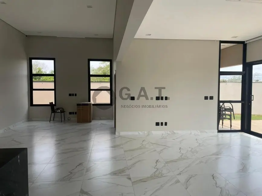 Foto 6 de Casa de Condomínio com 3 quartos à venda, 295m2 em Aracoiaba Da Serra - SP