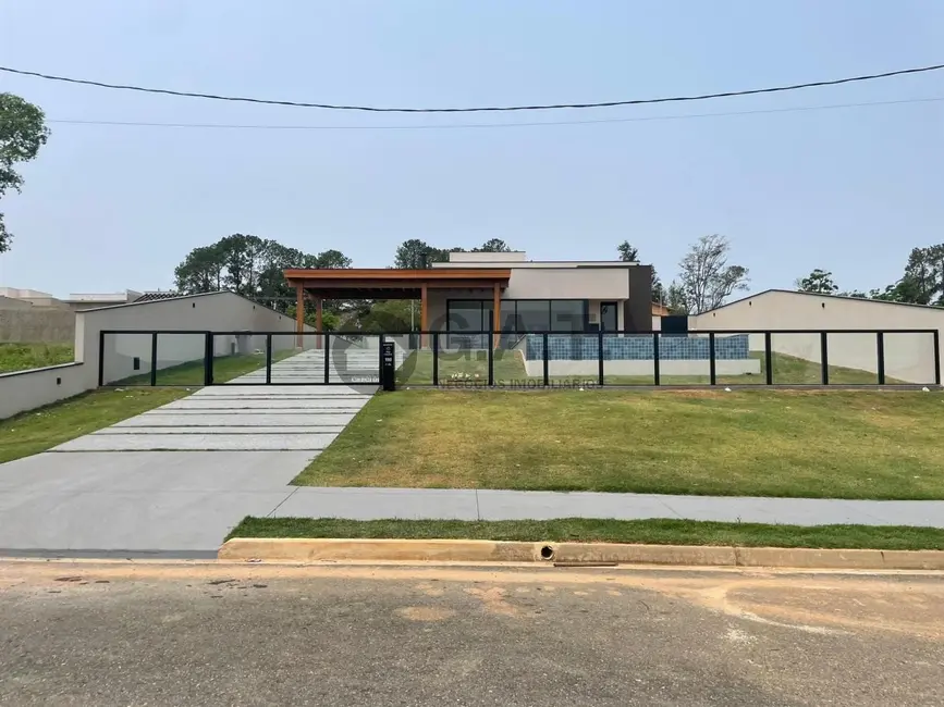 Foto 1 de Casa de Condomínio com 3 quartos à venda, 295m2 em Aracoiaba Da Serra - SP