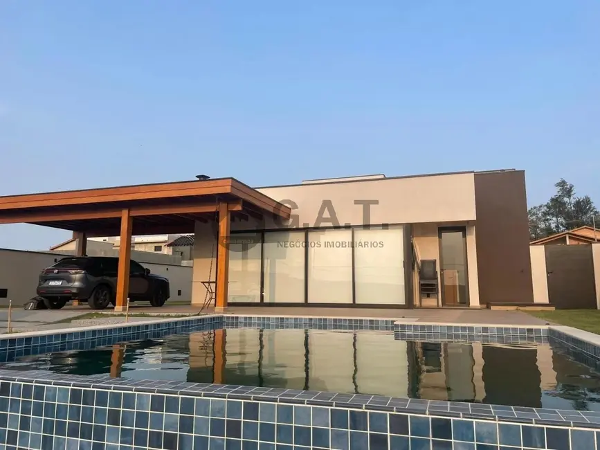 Foto 9 de Casa de Condomínio com 3 quartos à venda, 295m2 em Aracoiaba Da Serra - SP